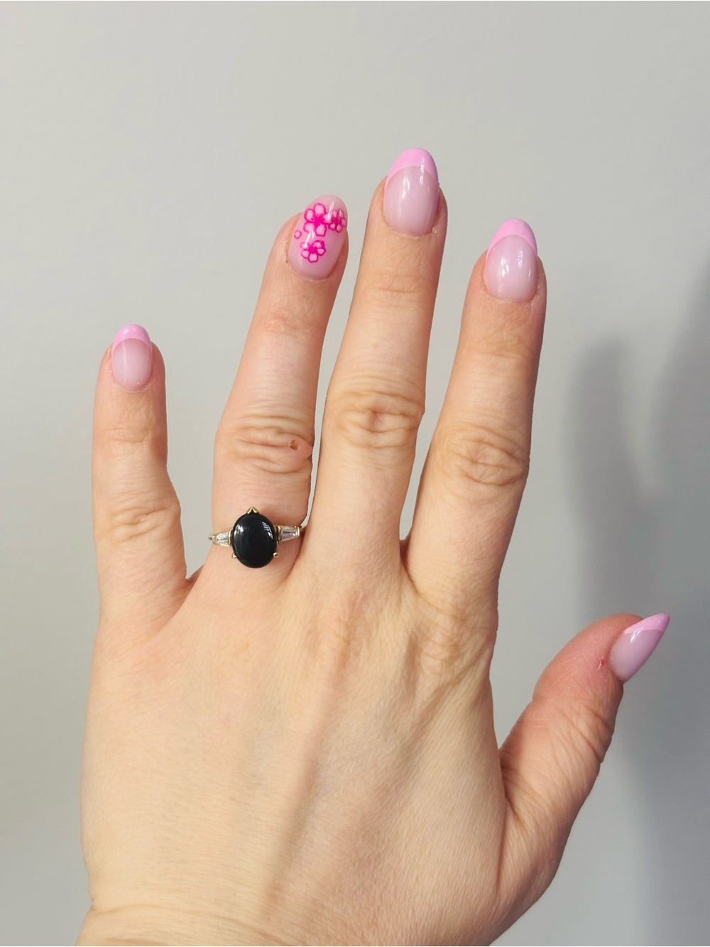 Vintage Gothic 10K ‘Alaskan Diamond’ Hematite gold ring, size 5 - Picture 8 of 9